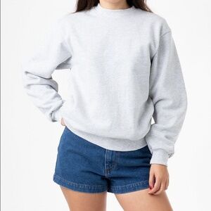 Heavyweight Fleece Crewneck Sweatshirt | Relaxed Fit | Soft & Cozy
